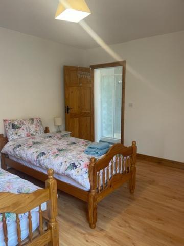 Hillside House - Rose Apartment
